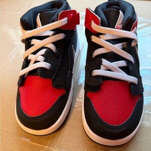 Jordan 1 mid RM toddler 10C